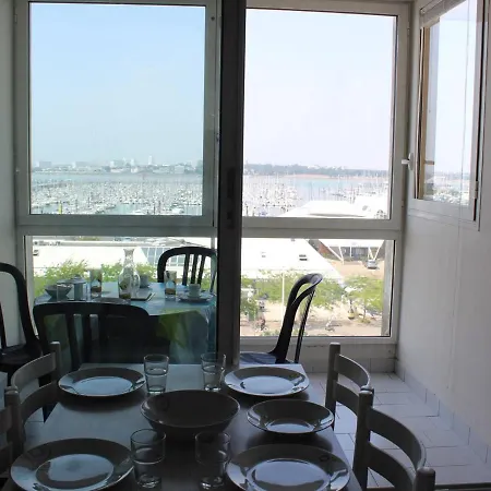Apartamento 2 Pieces Avec Vue Port, Parking Prive Et Animaux Acceptes - Fr-1-246-513