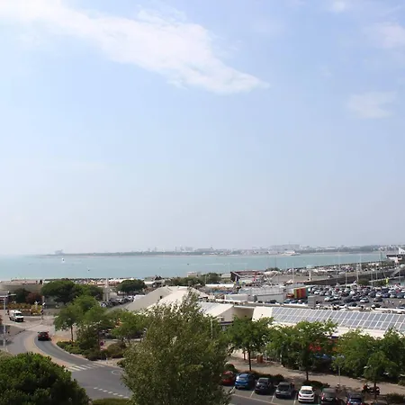 Apartamento 2 Pieces Avec Vue Port, Parking Prive Et Animaux Acceptes - Fr-1-246-513